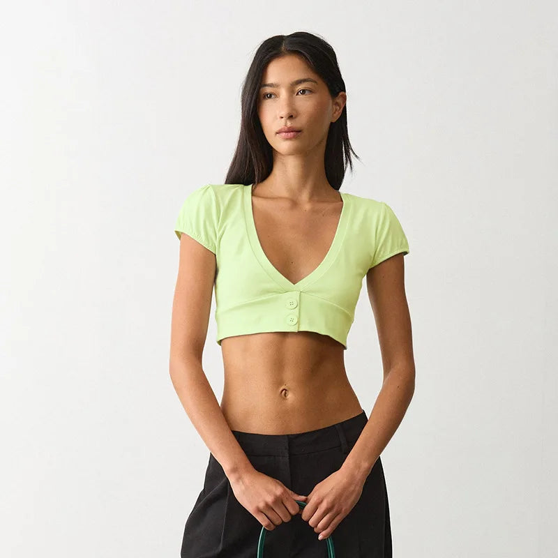 טופ קרופ V-neck כפתורים Y2K דגם Zoe