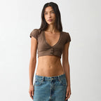 טופ קרופ V-neck כפתורים Y2K דגם Zoe